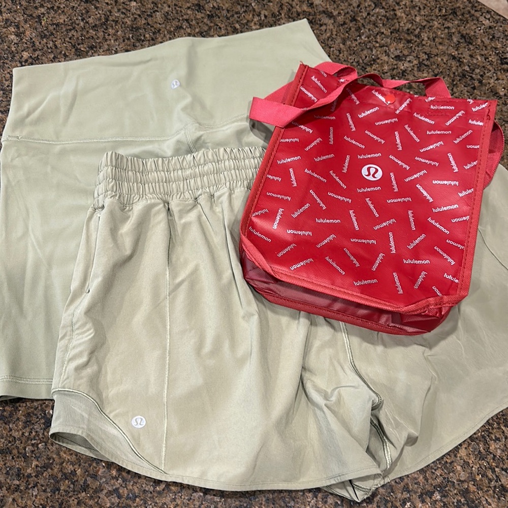 Lululemnon Shorts